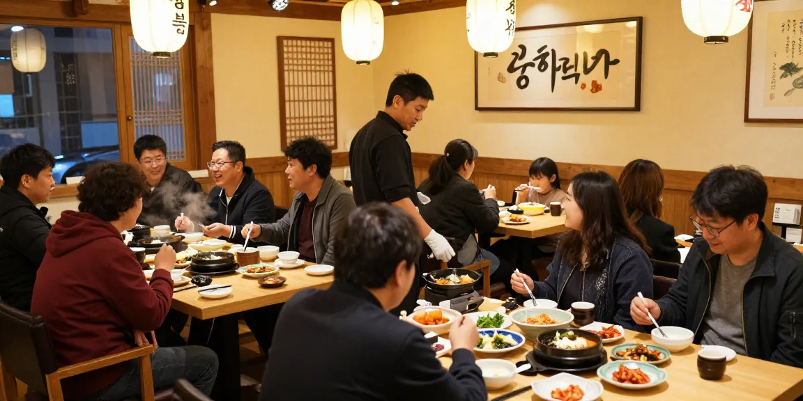 Experience the lively dining atmosphere at 상봉동 한국관 with friends and family.